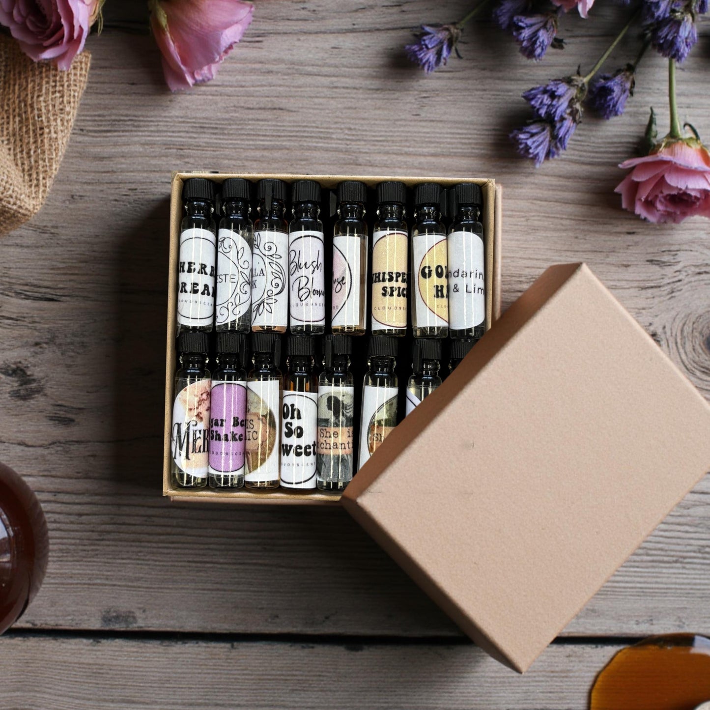 Perfume Samples in Gift box - Fragrance Discovery Set - Five mini 1 ml perfumes - Boxed Perfume Set, gift for her, Set of 5, Set of 10