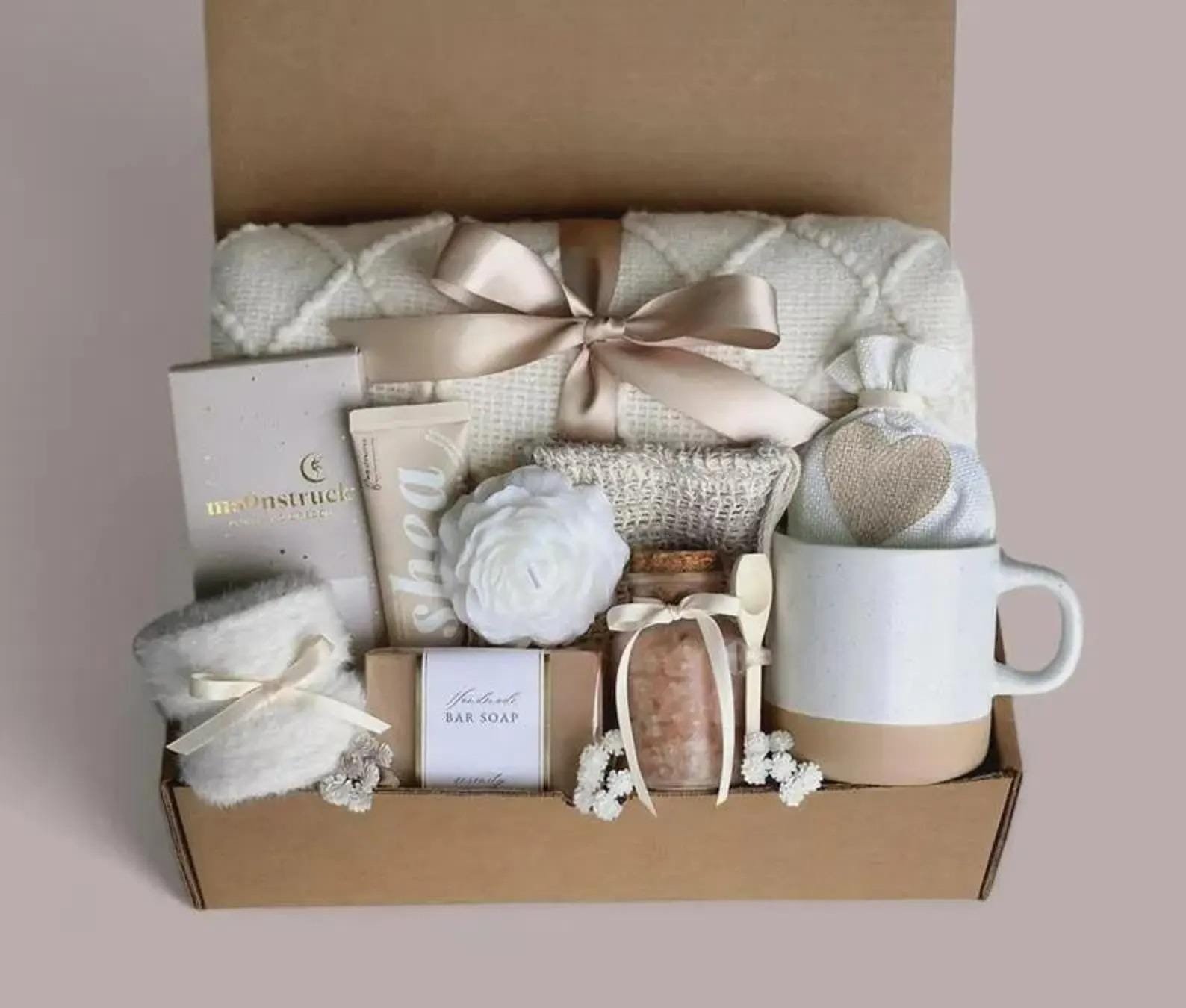 Hug In A Box, Encouragement Gift, Mom Gift Set, Hygee Gift Box, Thinking Of You Box, Cozy Care Package, Self Care Basket, Blanket Gift Box