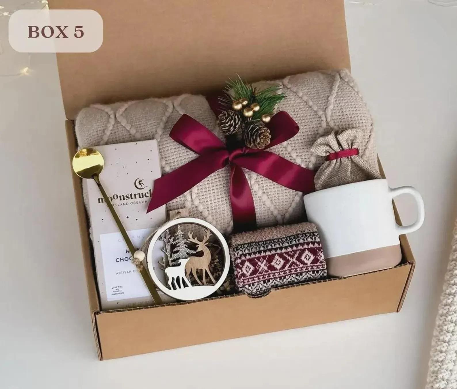 Hug In A Box, Encouragement Gift, Mom Gift Set, Hygee Gift Box, Thinking Of You Box, Cozy Care Package, Self Care Basket, Blanket Gift Box